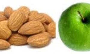 Яблоки, темный шоколад и миндаль