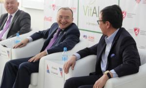 18 января коалиция активного и здорового долголетия VitAlem при поддержке акимата г.Алматы и компании Coca-Cola провела пресс-конференцию в Almaty Management University
